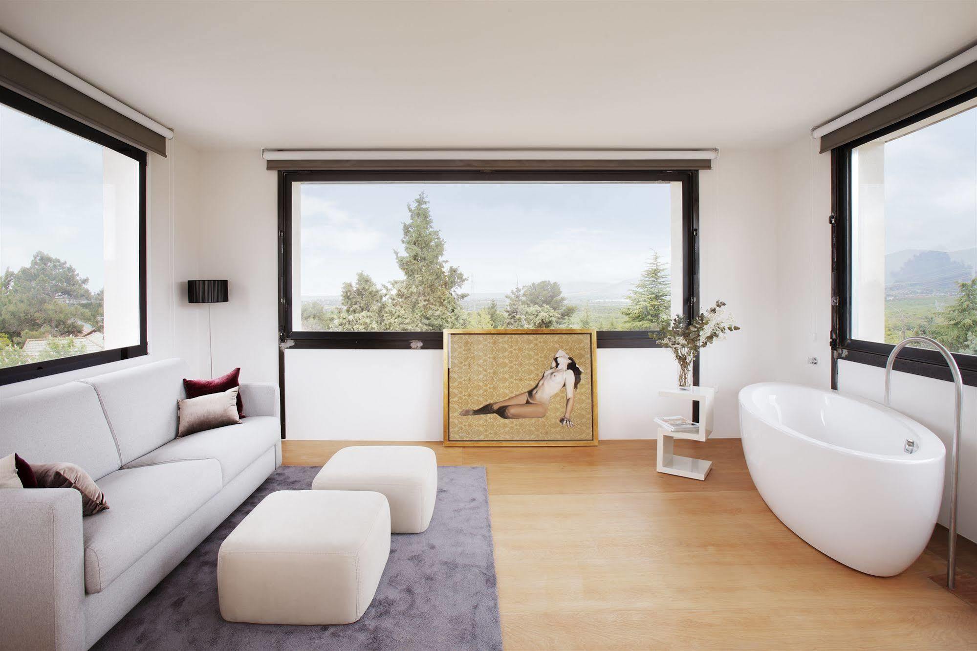 Box Art Hotel - La Torre Collado Mediano Екстериор снимка