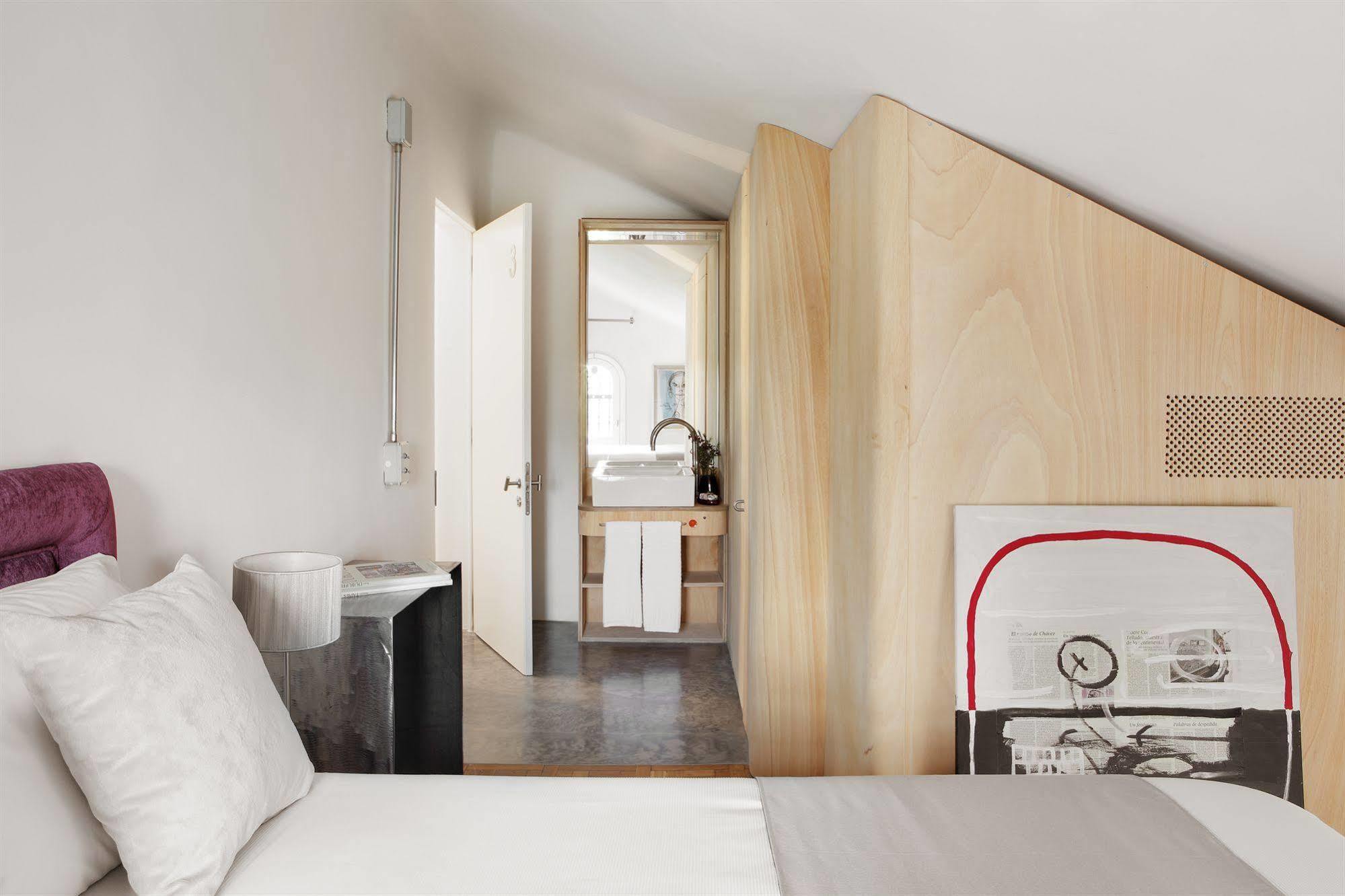 Box Art Hotel - La Torre Collado Mediano Екстериор снимка