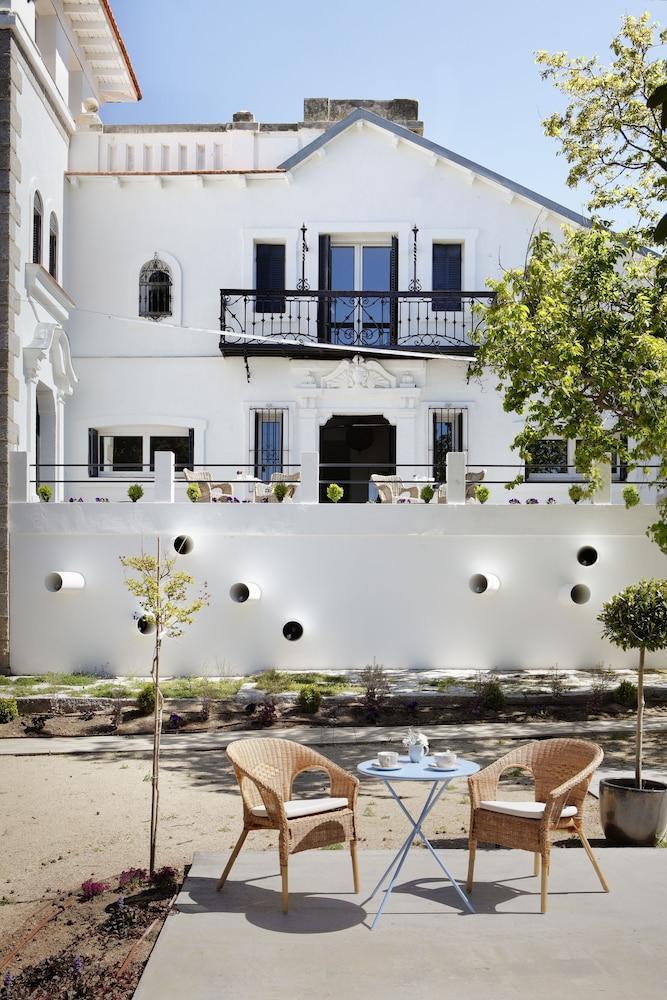 Box Art Hotel - La Torre Collado Mediano Екстериор снимка